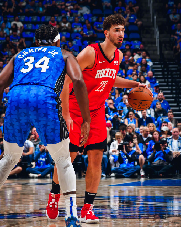  范弗利特三分雨火箭全民皆兵爆冷击败快船队